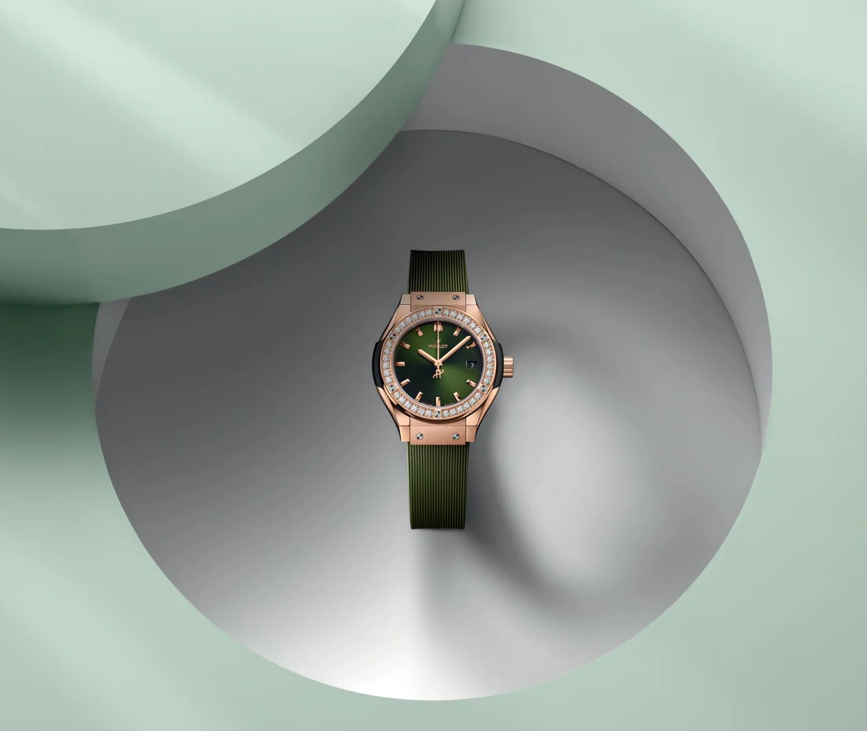 Classic Fusion King Gold Green Diamonds 29mm - Image 2