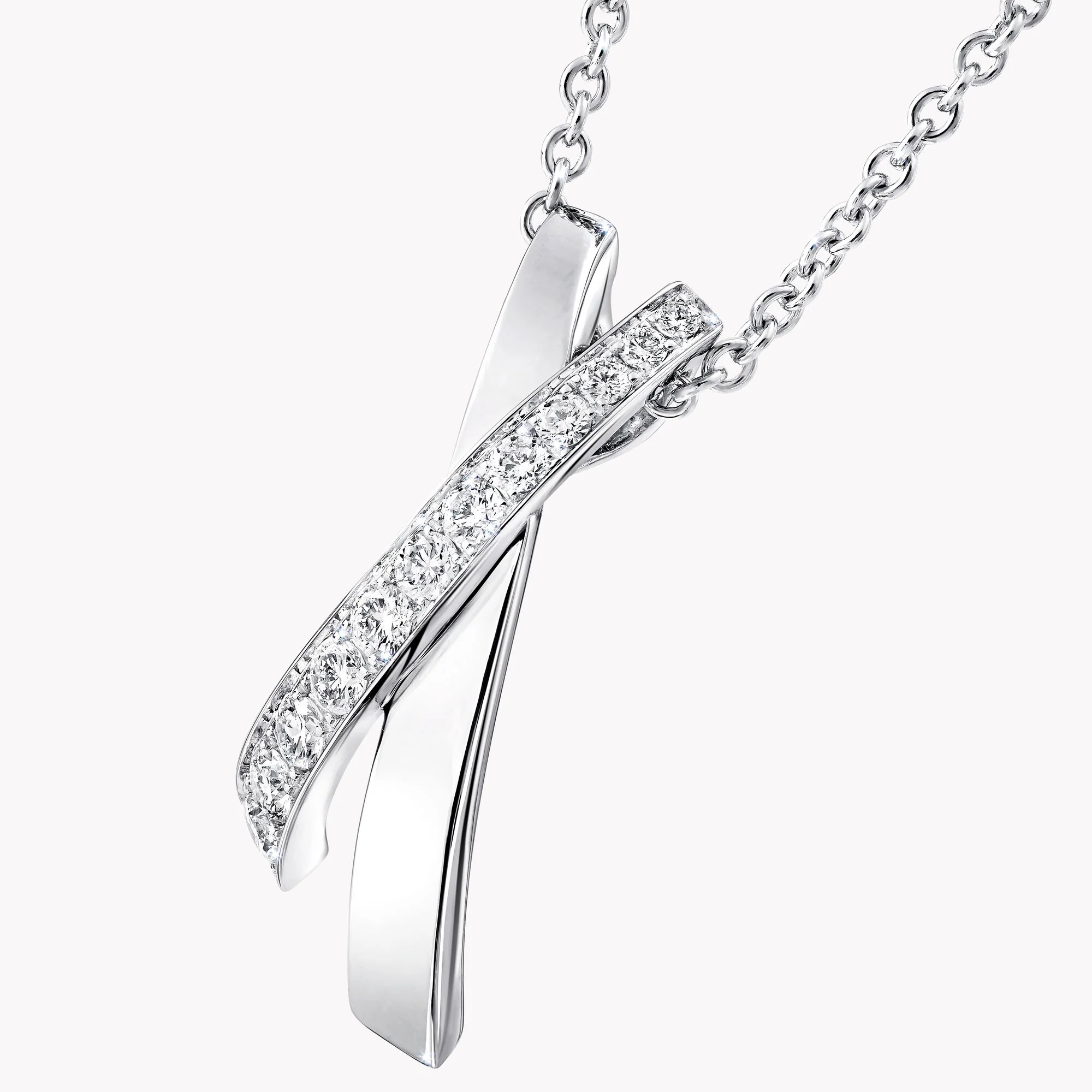 Kiss Diamond Pendant - Image 3