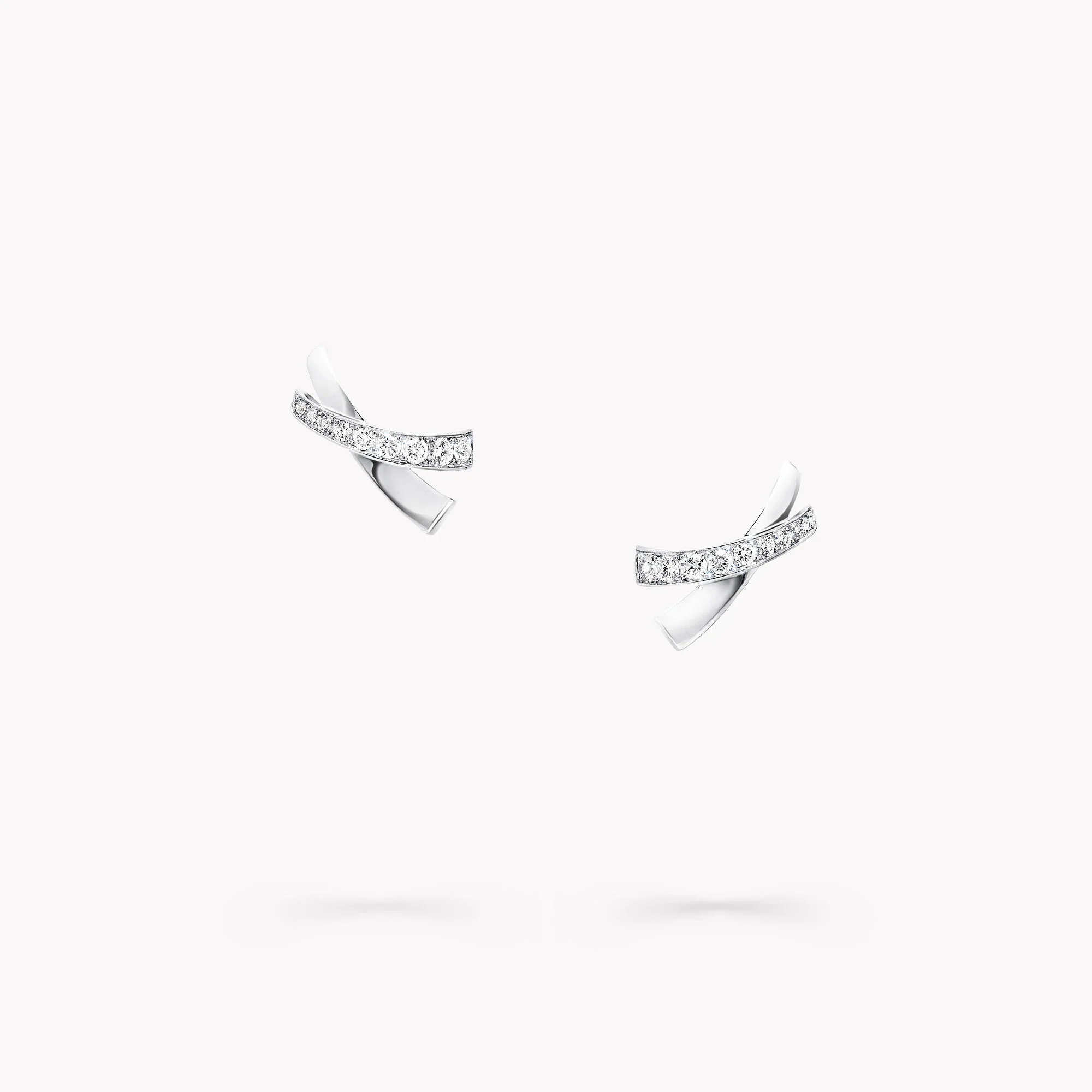 Kiss Diamond Stud Earrings