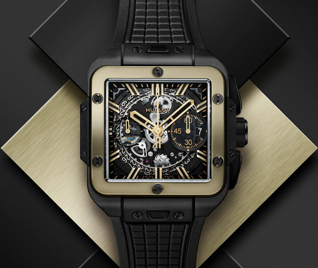 Square Bang Unico Ceramic Magic Gold 42mm - Image 3