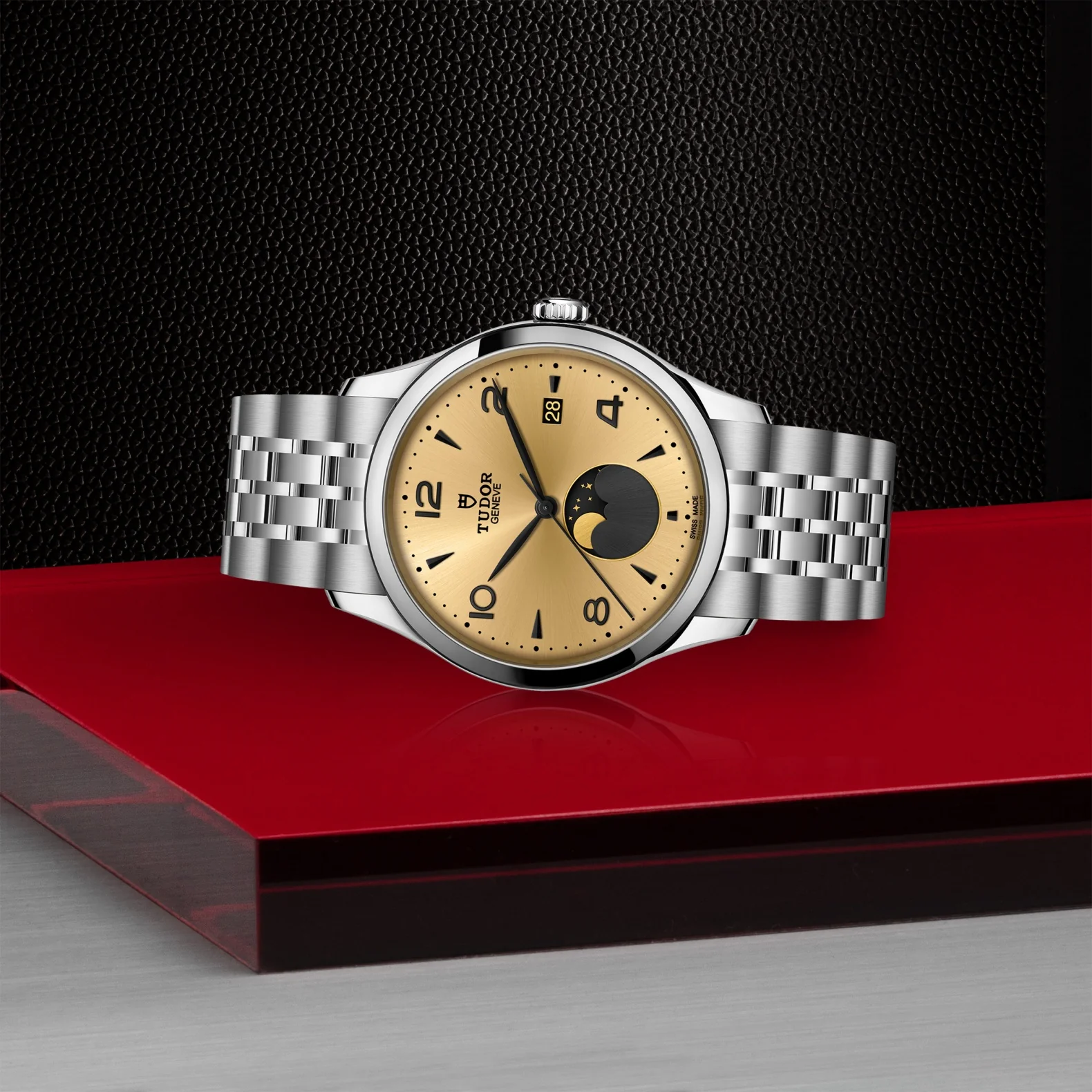 TUDOR 1926 Luna - Image 5