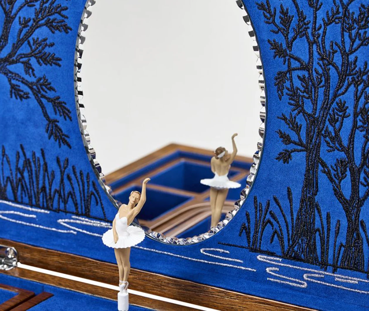 Wolf Ballet Musical Jewellery Box - Swan Lake Walnut Wood - Image 4